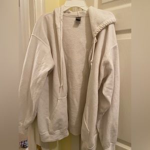 White Gildan Zip Up Hoodie